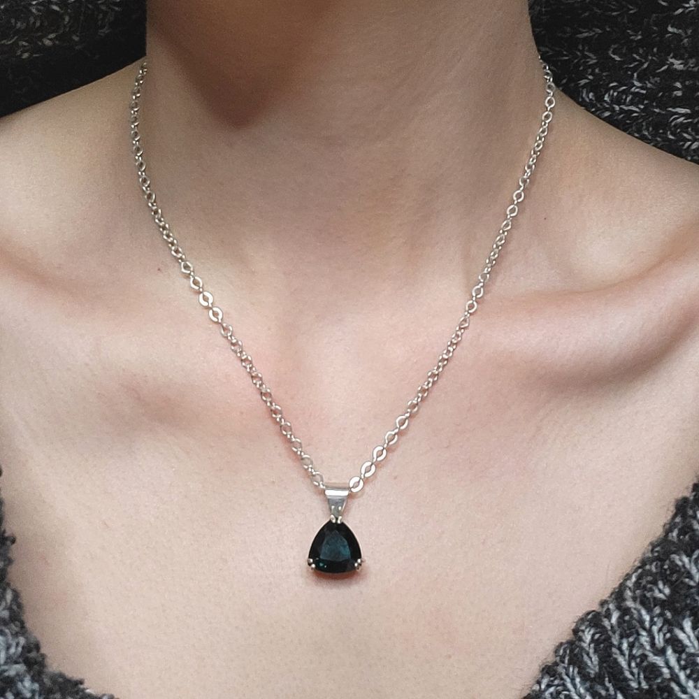 Vintage Sterling Silver and Emerald Pendant Badavici